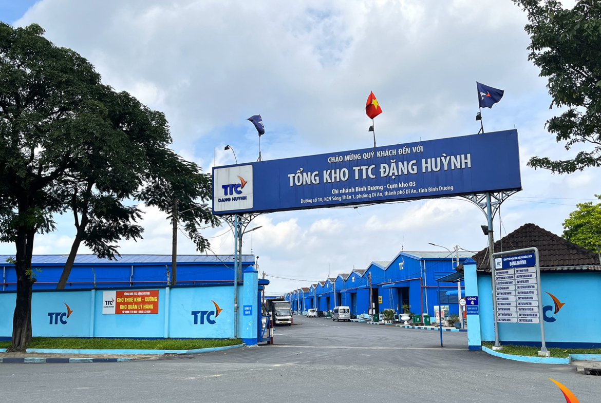 Tổng kho Sóng Thần