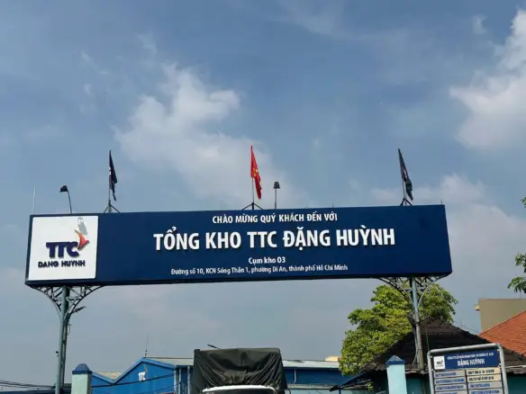 Tổng kho Sóng Thần