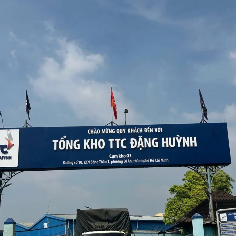 Tổng kho Sóng Thần