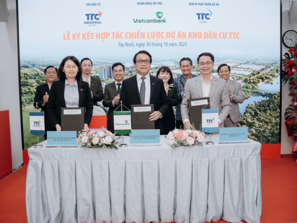 TTC IZ, Vietcombank và TTC Land ký kết thỏa thuận hợp tác dự án Khu dân cư Thành Thành Công