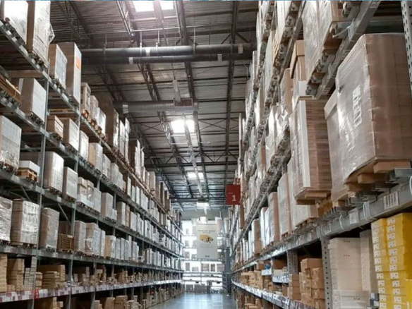 Kiểm kê hàng hóa trong kho