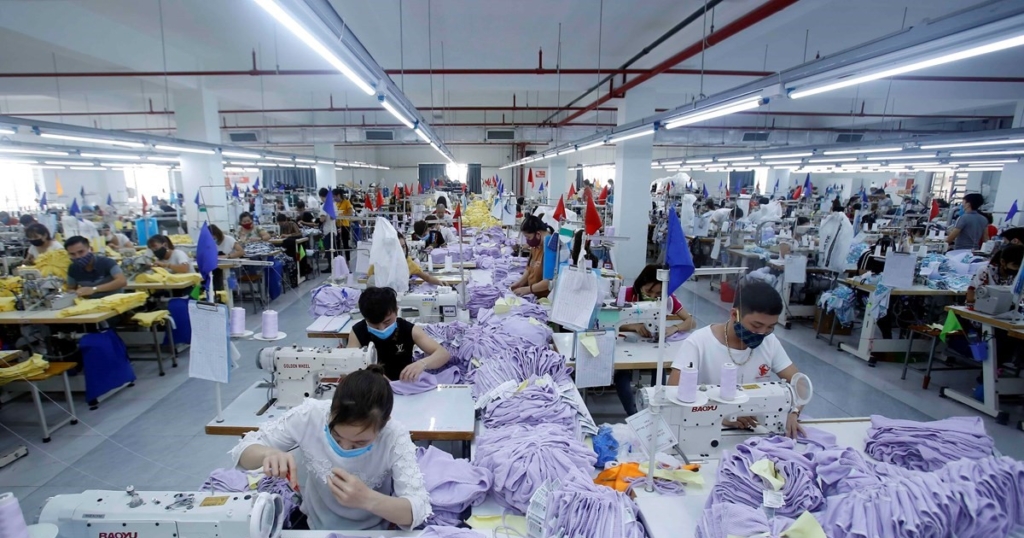 Thuê xướng sản xuất ngành may mặc