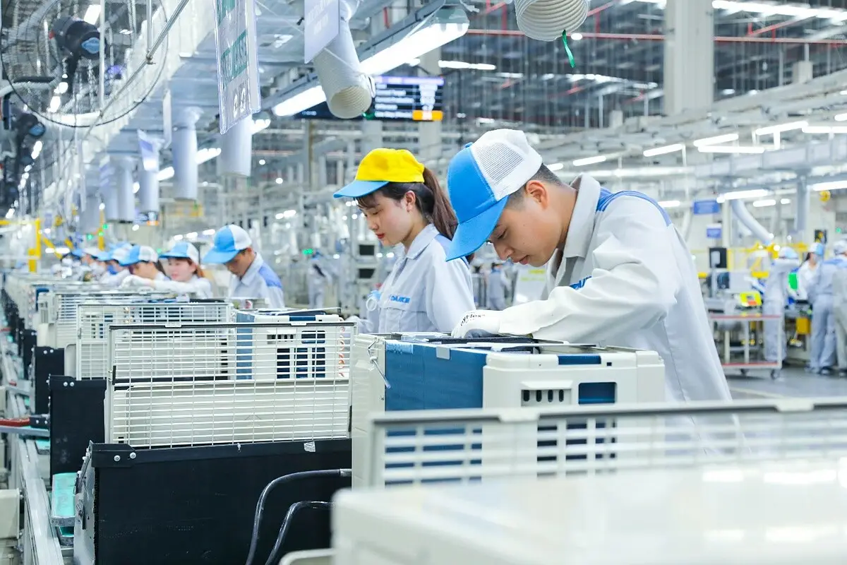 Thị trường cho thuê nhà xưởng sản xuất TP.HCM 2026 Xu hướng thuê nhà xưởng tại các khu công nghiệp năm 2026