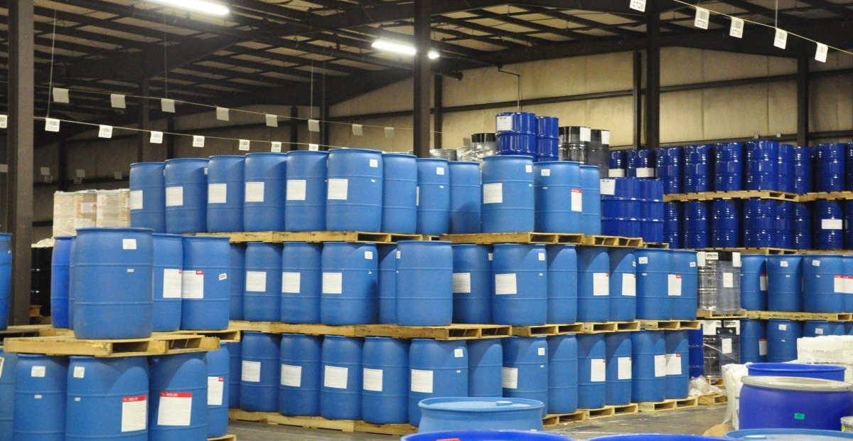 Giá thuê kho hóa chất trên thị trường